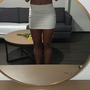 White pencil skirt